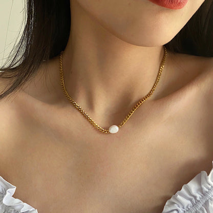 Aurora Pearl Choker